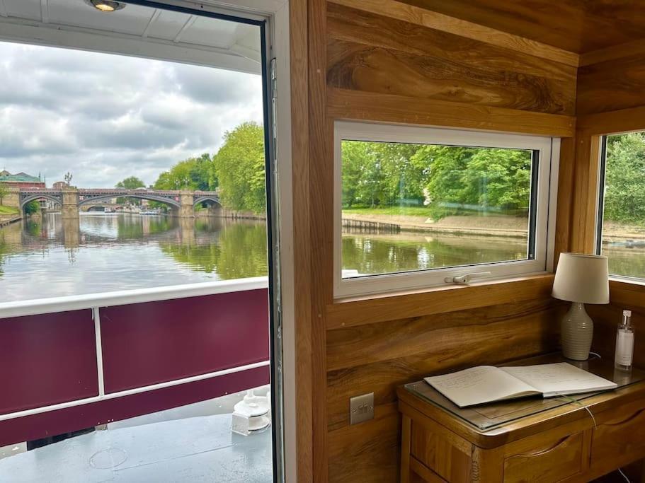 Unique Houseboat Experience I Central City Break York Dış mekan fotoğraf