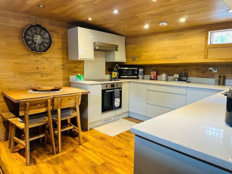 Unique Houseboat Experience I Central City Break York Dış mekan fotoğraf